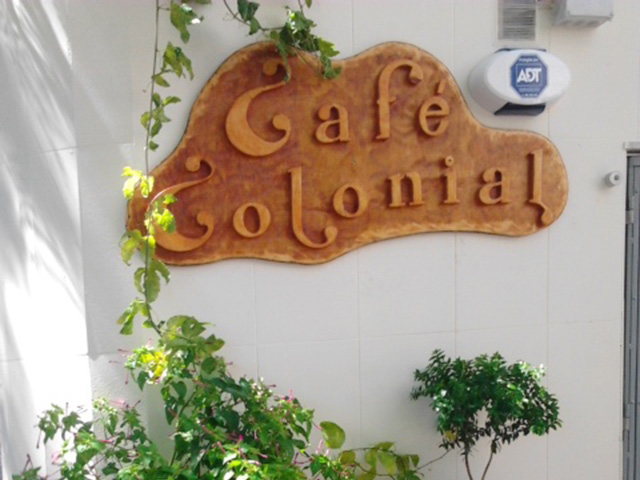 Cafe-Colonial-1